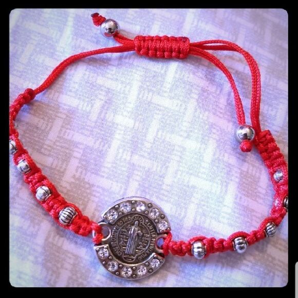 St. Benedict bracelet - Picture 1 of 3